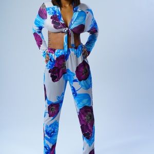 Two-piece pants outfit